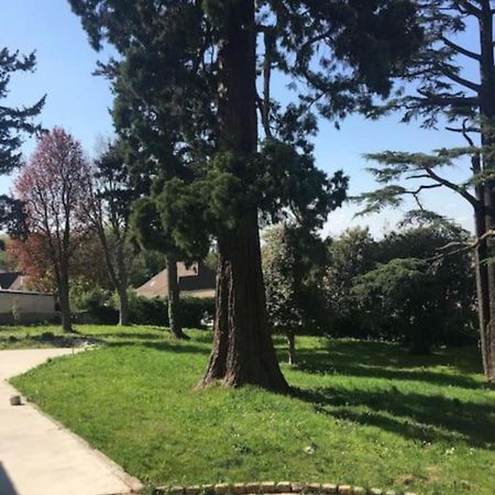 Super Appartement Pre De Disney. Шессі Екстер'єр фото